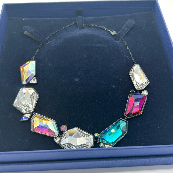 Swarovski Crystal Rocket Collection Geometric Necklace NIB - Picture 8 of 9